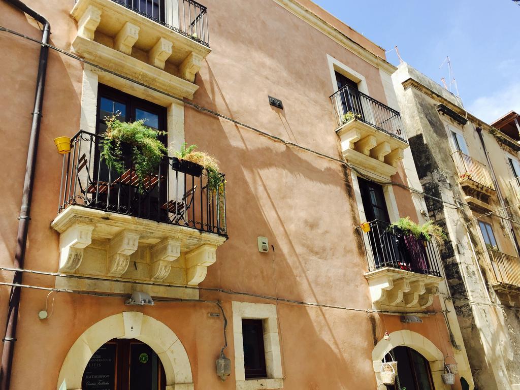 Appartamento "Roma 148" Syrakus Exterior foto