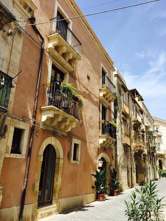 Appartamento "Roma 148" Syrakus Exterior foto